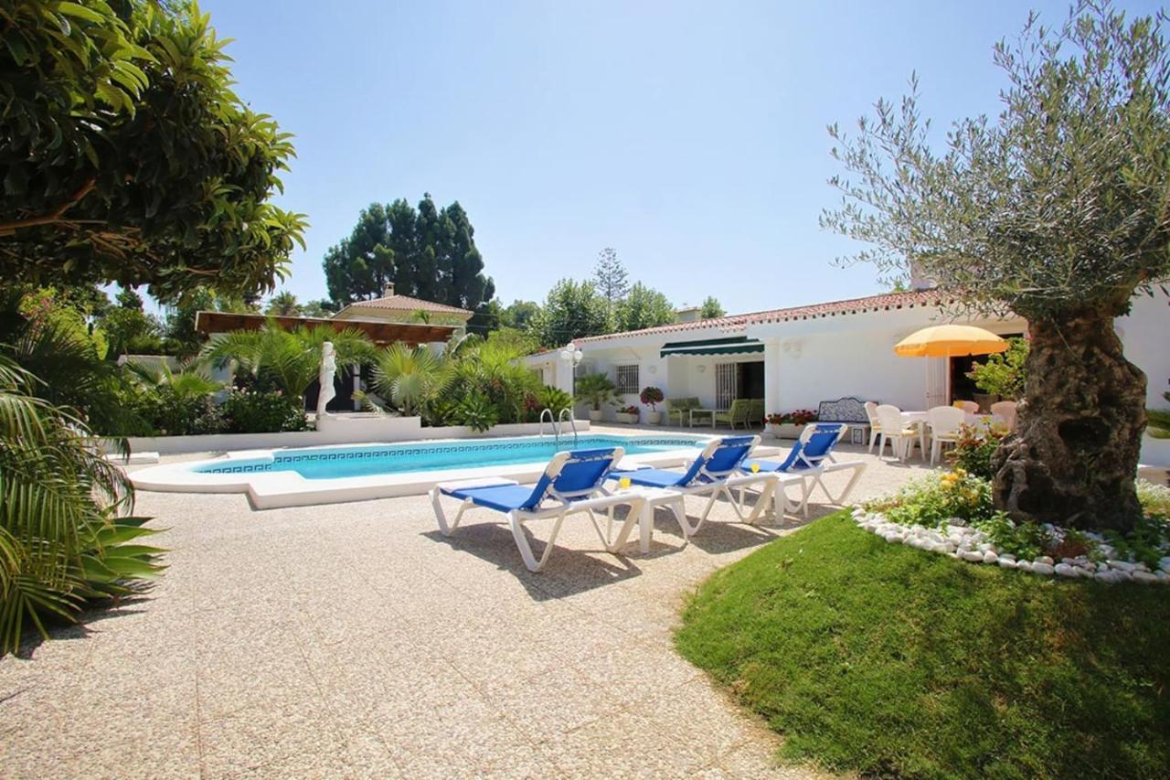 Exclusive Villa Las Palmeras Puerto Banus With Heated Private Swimming Pool, Marbella, Spain Exterior foto
